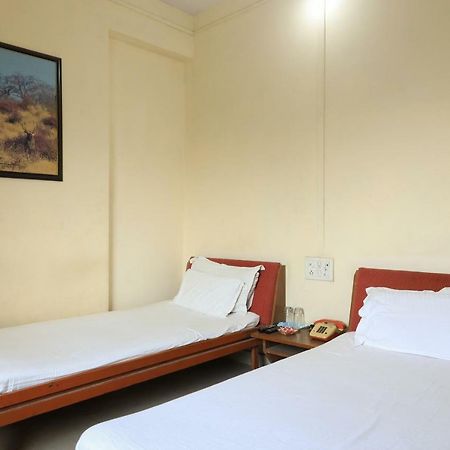 Spot On 39820 Shree Vaibhav Saver Hotel นาคปุระ ภายนอก รูปภาพ