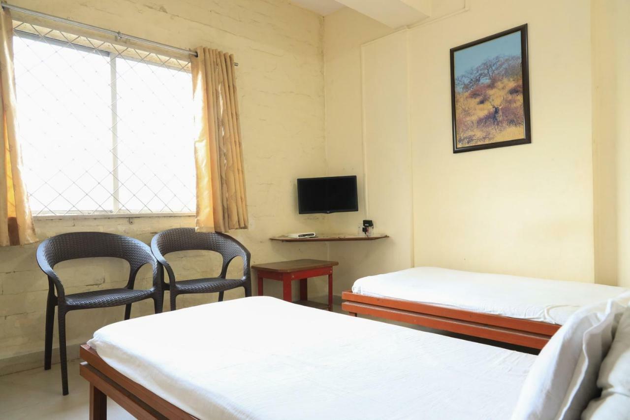 Spot On 39820 Shree Vaibhav Saver Hotel นาคปุระ ภายนอก รูปภาพ